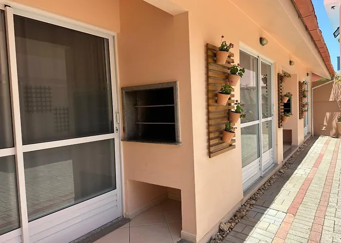 Modernos Chales A 90 Metros Da Praia